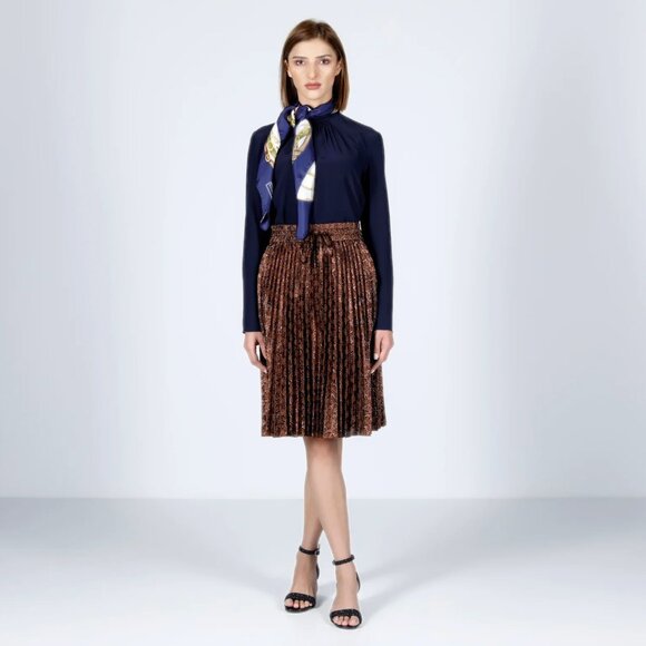 RED Valentino Dresses & Skirts - RED Valentino Metallic Dark Copper Jacquard Knee-Length Pleated Skirt wmns 48/18